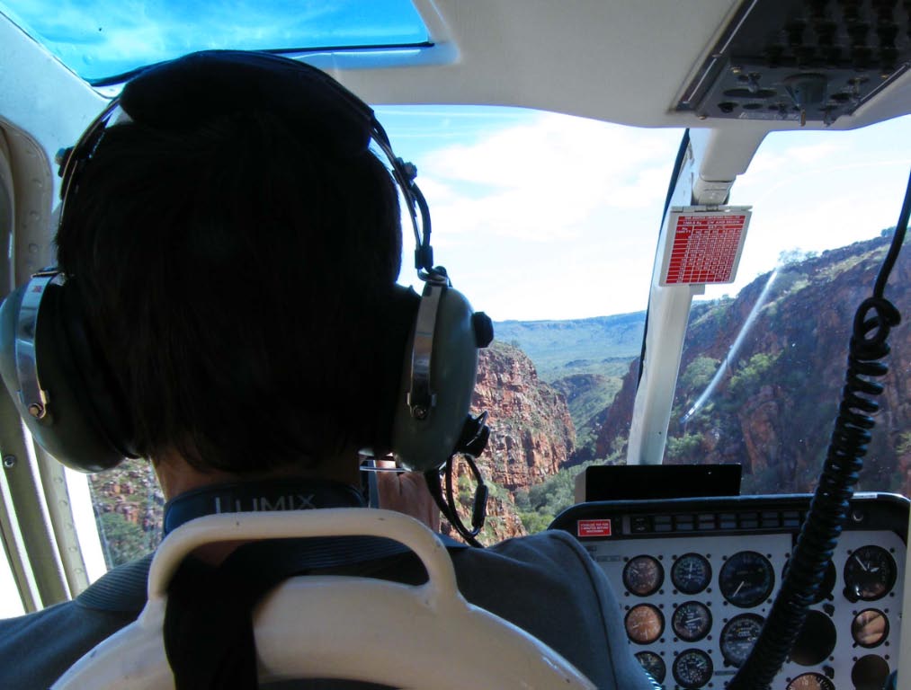 en helicoptère dans et au dessus des bungles en helicoptère dans et au dessus des bungles